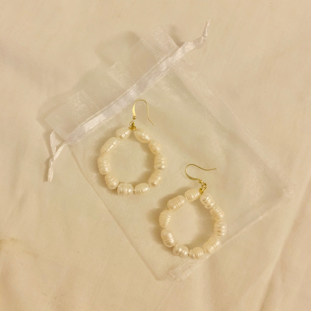 Freshwater Pearl Hoop Earrings - Picture 2 of 3